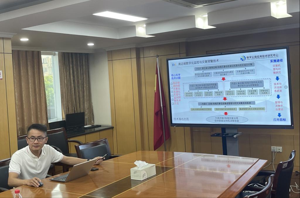慈溪市交通运输局党委书记,局长胡孟波,党委委员,交