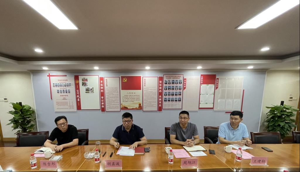 慈溪市交通运输局党委书记,局长胡孟波,党委委员,交
